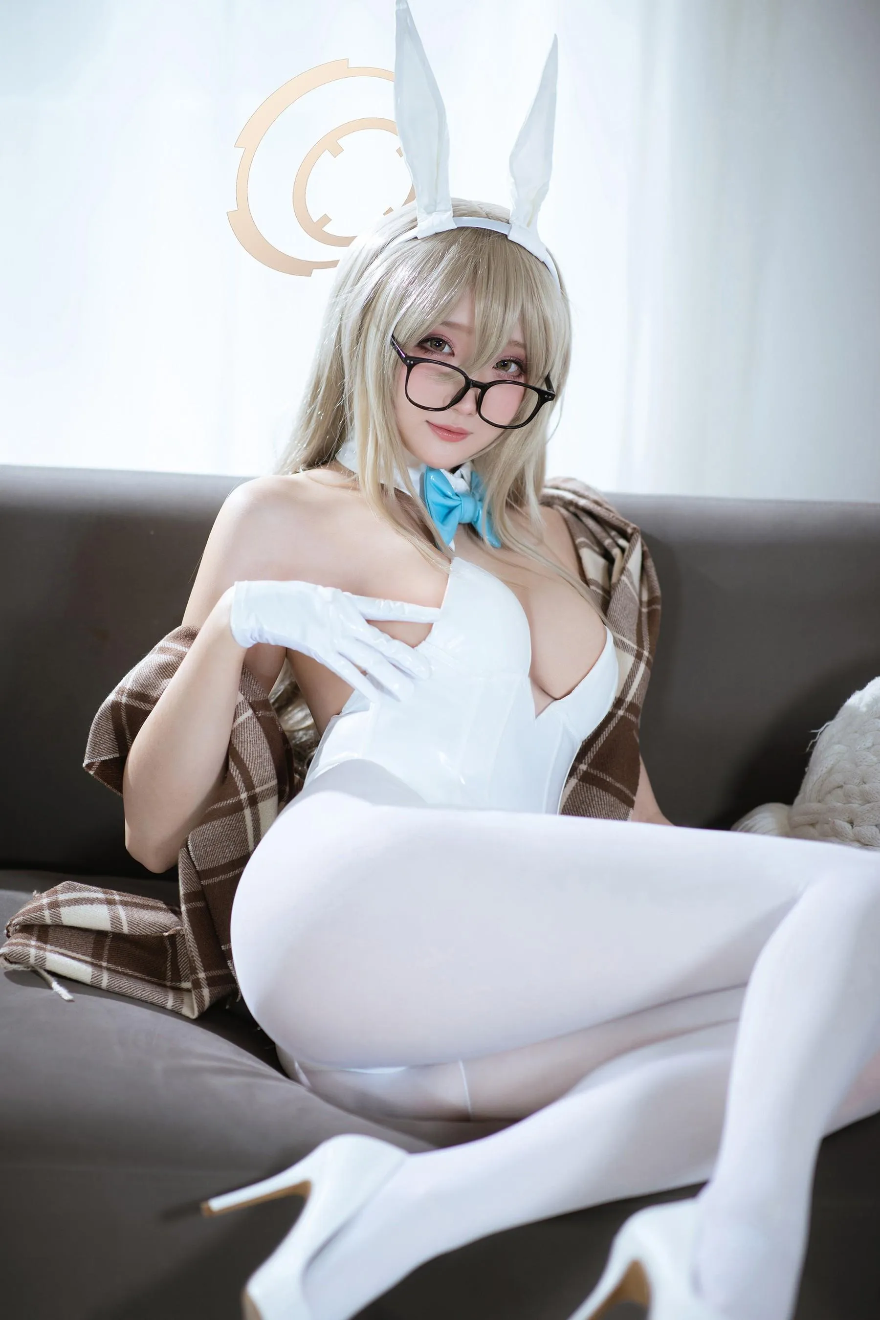 Momoko葵葵 – NO.29 瓜希酱 BA兔女郎cos双人本 [90P]插图8
